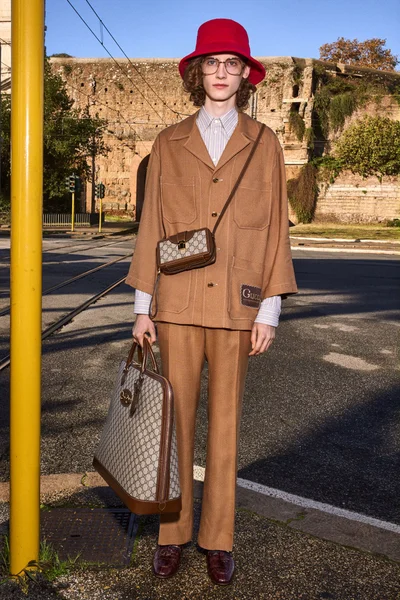 Look 33